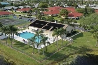 1732 W Sanderling Ln Unit 1, Fort Pierce, FL 34982 - view of subject property with a pool