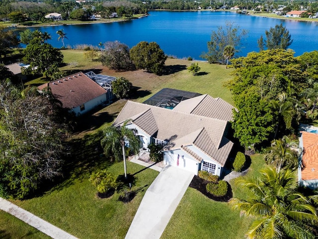 bird's eye view featuring a water view