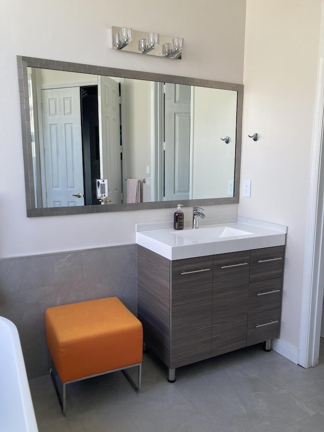 bathroom with vanity