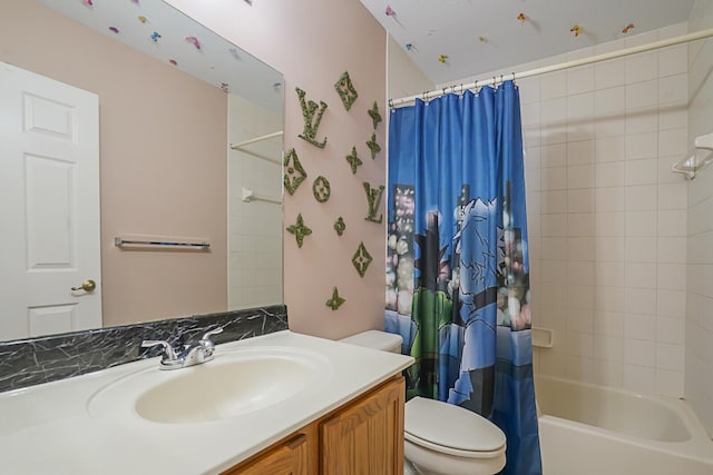 full bathroom with shower / bath combo with shower curtain, toilet, and vanity