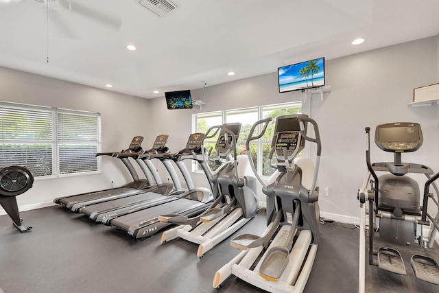 gym with recessed lighting, baseboards, and visible vents