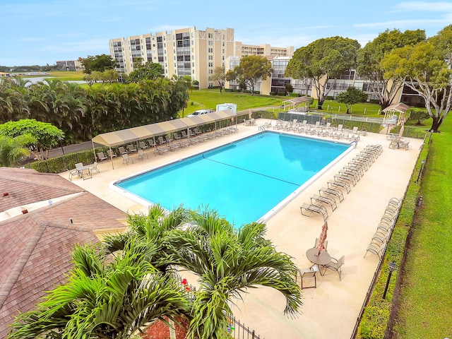 7240 Huntington Ln Unit 802, Delray Beach, FL 33446 - pool with fence and a patio area