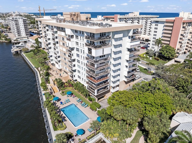 bird's eye view featuring a water view