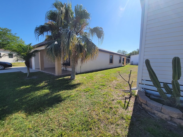 view of yard with a patio area