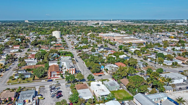 aerial view of property and surrounding area