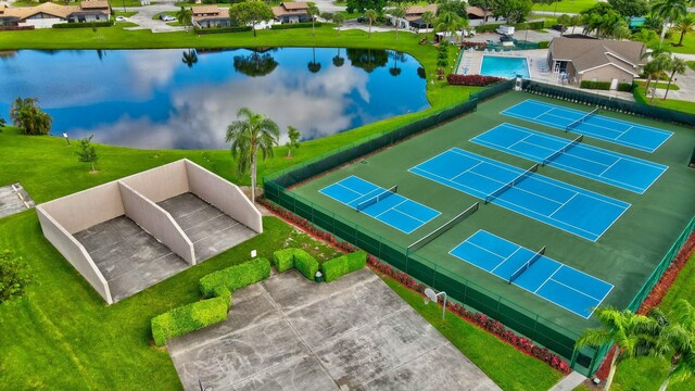 9238 E Vineland Ct E Unit E, Boca Raton, FL 33496 - bird's eye view with a water view