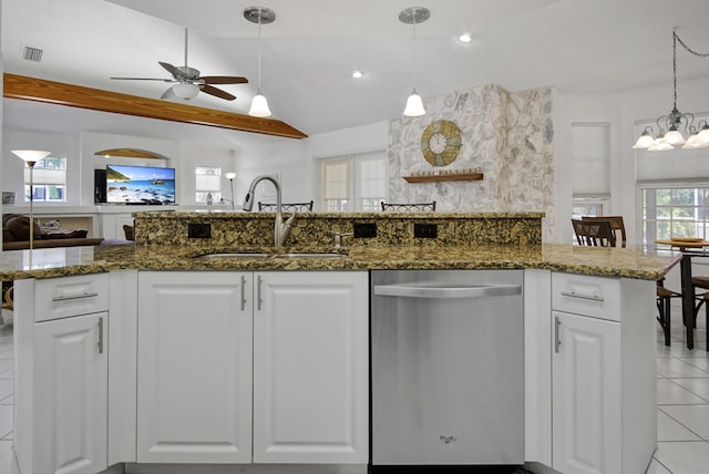 kitchen with visible vents, ceiling fan with notable chandelier, a sink, open floor plan, and dishwasher