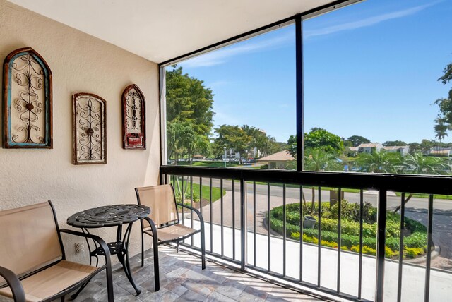 1523 Bridgewood Dr, Boca Raton, FL 33434 - view of balcony