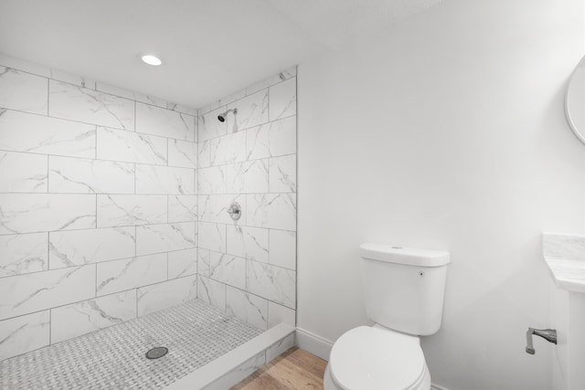 991 SW 31st St, Fort Lauderdale, FL 33315 - full bath featuring toilet, wood finished floors, baseboards, and tiled shower