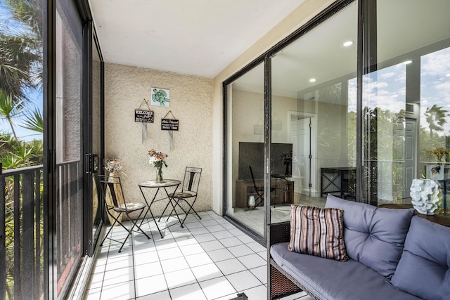 view of sunroom / solarium