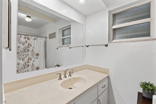 7003 Arthurs Rd, Fort Pierce, FL 34951 - full bathroom featuring vanity