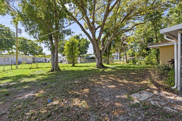 7003 Arthurs Rd, Fort Pierce, FL 34951 - view of yard featuring fence