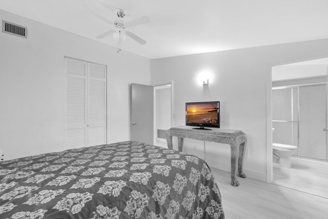775 Sandia Ave, Port Saint Lucie, FL 34983 - bedroom featuring a closet, ceiling fan, ensuite bath, and visible vents