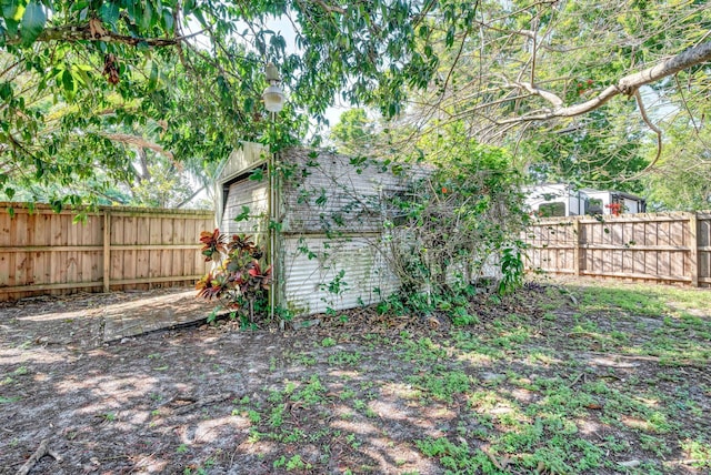 332 Smallwood Ave, Fort Pierce, FL 34982 - view of yard with a fenced backyard