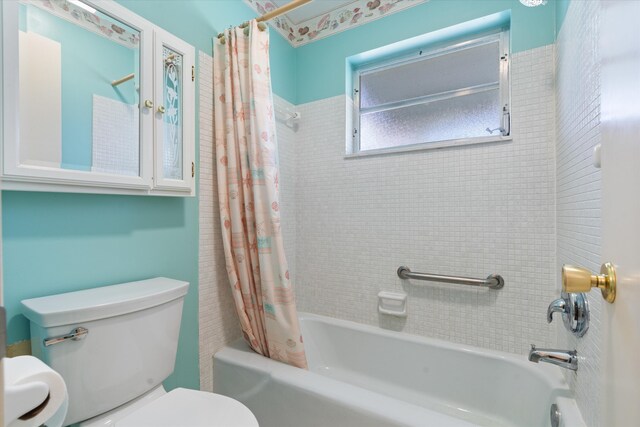 727 High Point Blvd N Unit D, Delray Beach, FL 33445 - full bathroom featuring toilet and shower / tub combo