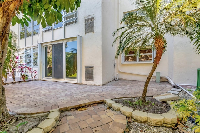 2601 NE 3rd Ct Unit 105, Boynton Beach, FL 33435 - view of patio / terrace