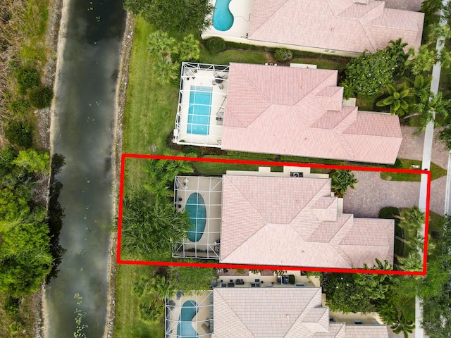 8378 Xanthus Ln, Wellington, FL 33414 - aerial view of property and surrounding area featuring a pool area and property parcel outlined
