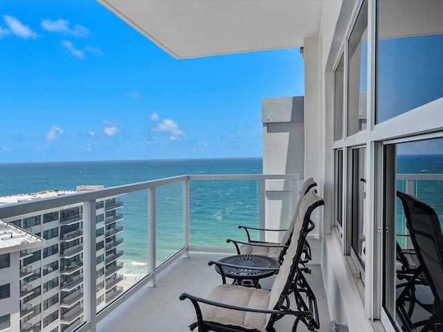 3750 Galt Ocean Dr Unit 2008, Fort Lauderdale, FL 33308 - balcony featuring a water view