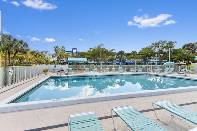 4734 Lucerne Lakes Blvd E Unit 302, Lake Worth, FL 33467 - community pool with a patio