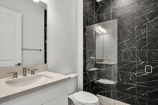 10064 Driftwood Way, Palm Beach Gardens, FL 33412 - full bath featuring toilet, vanity, and a tile shower