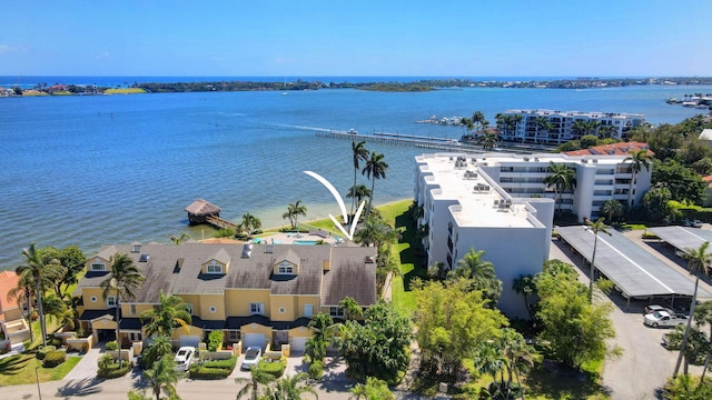 bird's eye view with a water view