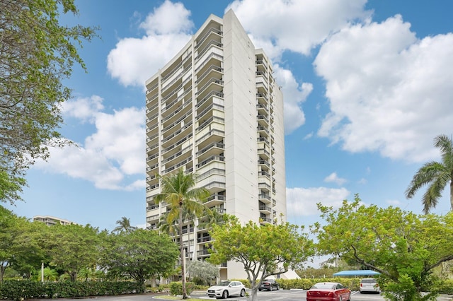 2400 Presidential Way Unit 302, West Palm Beach, FL 33401 - view of apartment building / complex