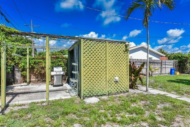 340 Russlyn Dr, West Palm Beach, FL 33405 - view of shed