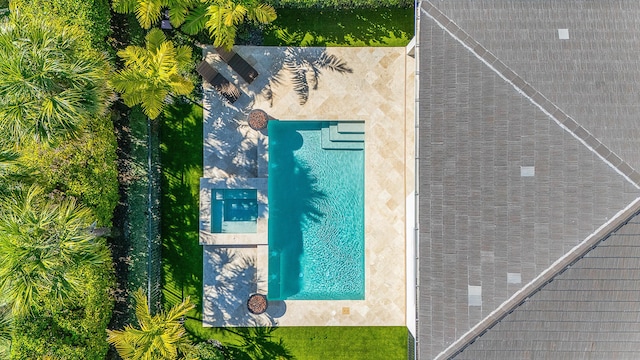 13471 Artisan Cir, Palm Beach Gardens, FL 33418 - drone / aerial view of a pool