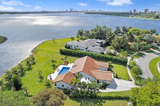 3510 Embassy Dr, West Palm Beach, FL 33401 - birds eye view of property featuring a water view