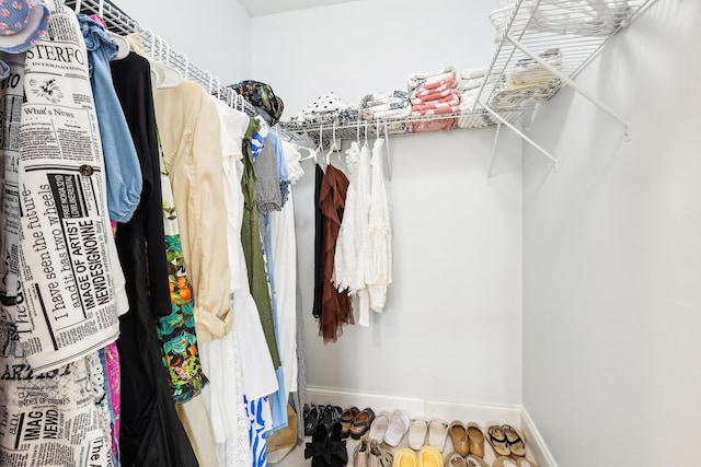 206 Lake Susan Ln, West Palm Beach, FL 33411 - view of spacious closet