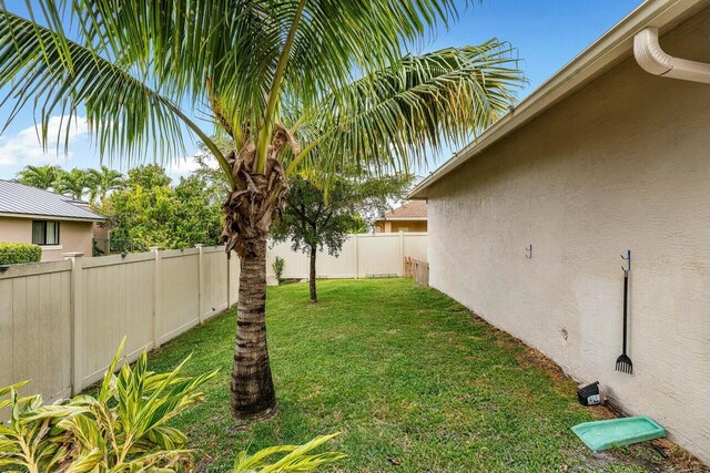 2999 Dovedale Ct, Wellington, FL 33414 - view of yard with a fenced backyard
