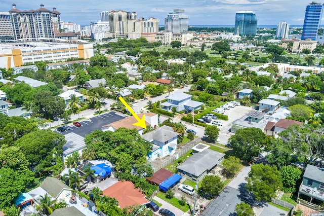 bird's eye view featuring a view of city