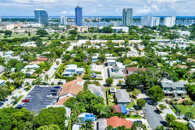 bird's eye view with a view of city