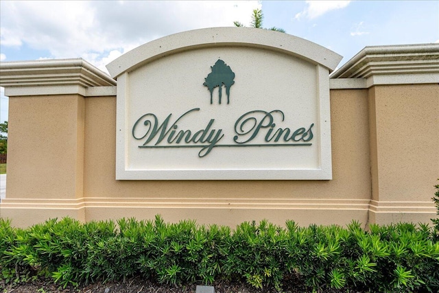 5879 NW Leah Dr, Port Saint Lucie, FL 34986 - view of community sign