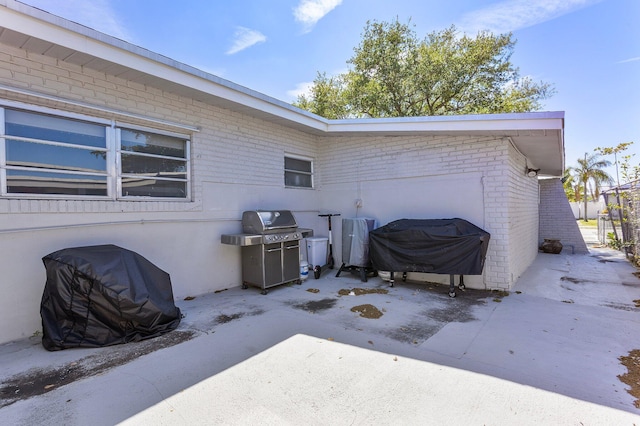 5400 NE 1st Ter, Oakland Park, FL 33334 - view of patio / terrace with area for grilling