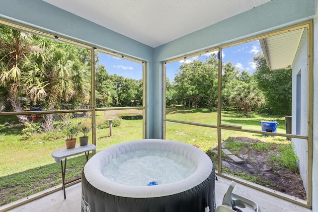 7633 NW 93rd Ct, Okeechobee, FL 34972 - view of sunroom