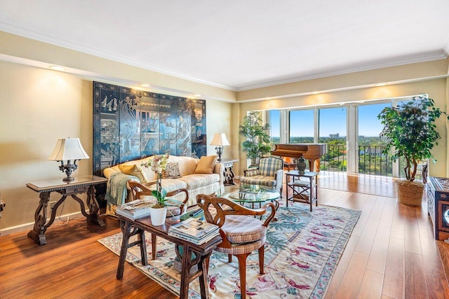 400 Seasage Dr Unit 904, Delray Beach, FL 33483 - living room featuring hardwood / wood-style floors, crown molding, and baseboards