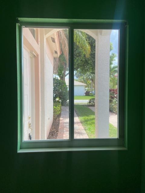 8047 Brindisi Ln, Boynton Beach, FL 33472 - doorway featuring plenty of natural light
