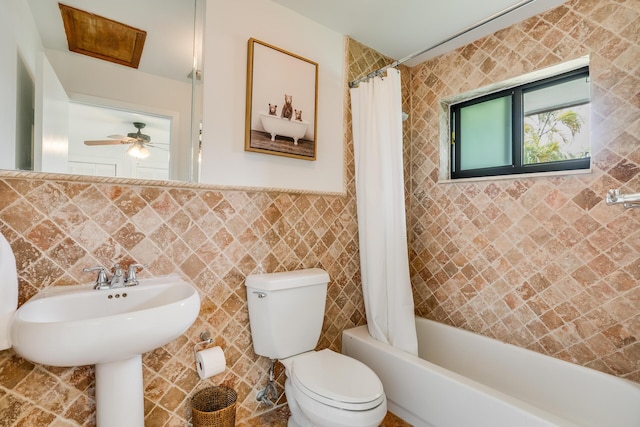 420 SW 128th Ave, Miami, FL 33184 - bathroom featuring shower / bath combination with curtain, toilet, and tile walls