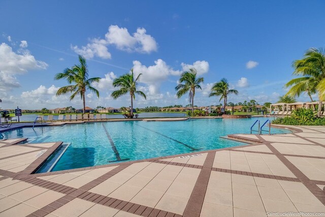 21039 SW Modena Way, Port Saint Lucie, FL 34986 - view of community pool