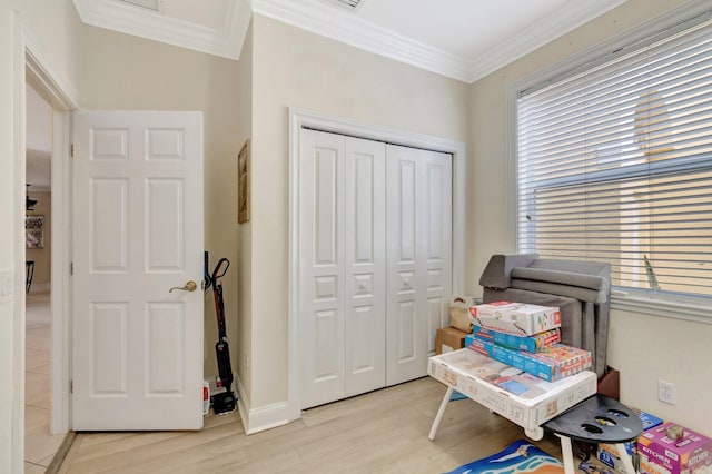 5541 Wishing Star Ln, Greenacres, FL 33463 - sitting room with crown molding and light wood finished floors