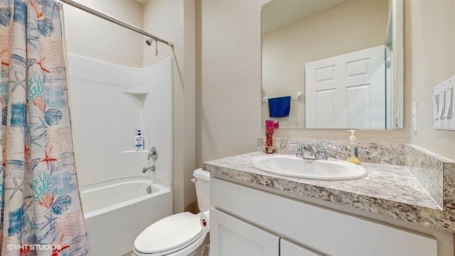10577 SW Toren Way, Port Saint Lucie, FL 34987 - bathroom with vanity, toilet, and shower / tub combo