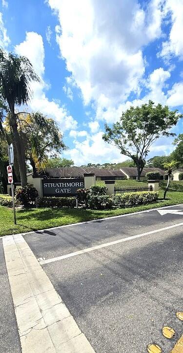 163 Pinto Palm Ct Unit 02, Royal Palm Beach, FL 33411 - view of community sign