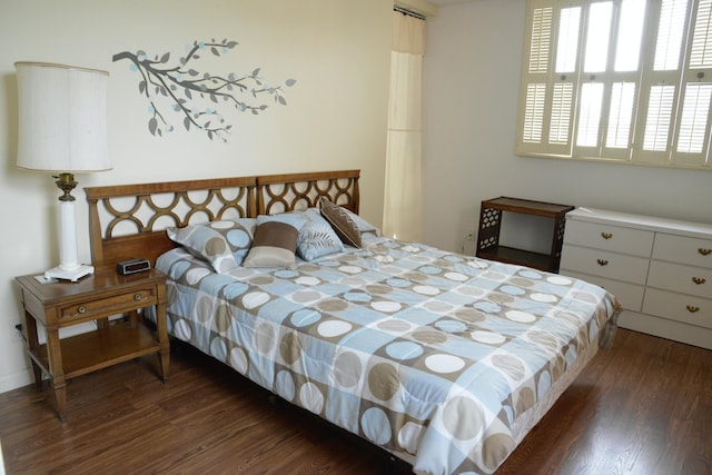 2841 Somerset Dr Unit 217, Lauderdale Lakes, FL 33311 - bedroom with wood finished floors