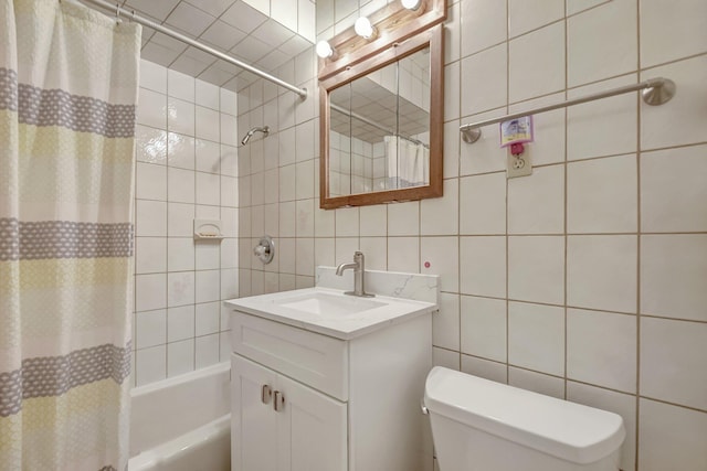 630 Glenridge Dr, West Palm Beach, FL 33405 - bathroom featuring toilet, shower / bathtub combination with curtain, tile walls, and vanity