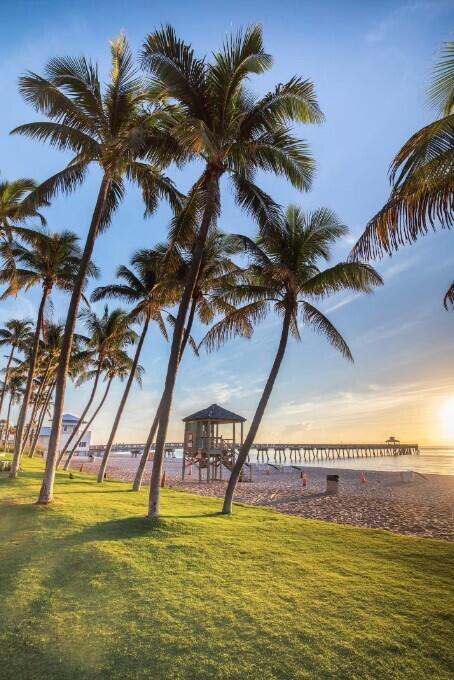 664 SE 20th Ave Unit 1, Deerfield Beach, FL 33441 - water view with a gazebo