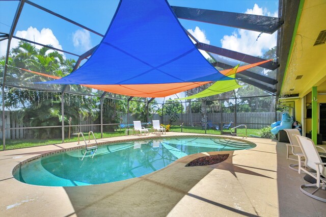 3412 Lake Osborne Dr, Lake Worth Beach, FL 33461 - view of patio featuring a ceiling fan