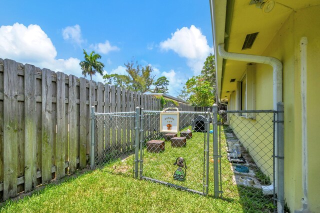 3412 Lake Osborne Dr, Lake Worth Beach, FL 33461 - view of front of home with stucco siding and concrete driveway