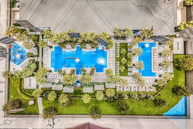 13516 Cirrus Pl, Palm Beach Gardens, FL 33412 - drone / aerial view of a pool