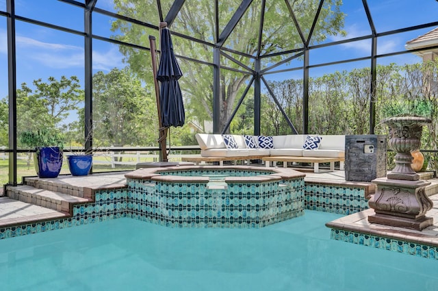 9210 Equus Cir, Boynton Beach, FL 33472 - view of swimming pool featuring a pool with connected hot tub